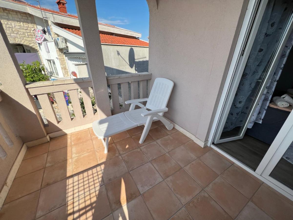 Apartments Villa Zdrava Trogir Kültér fotó