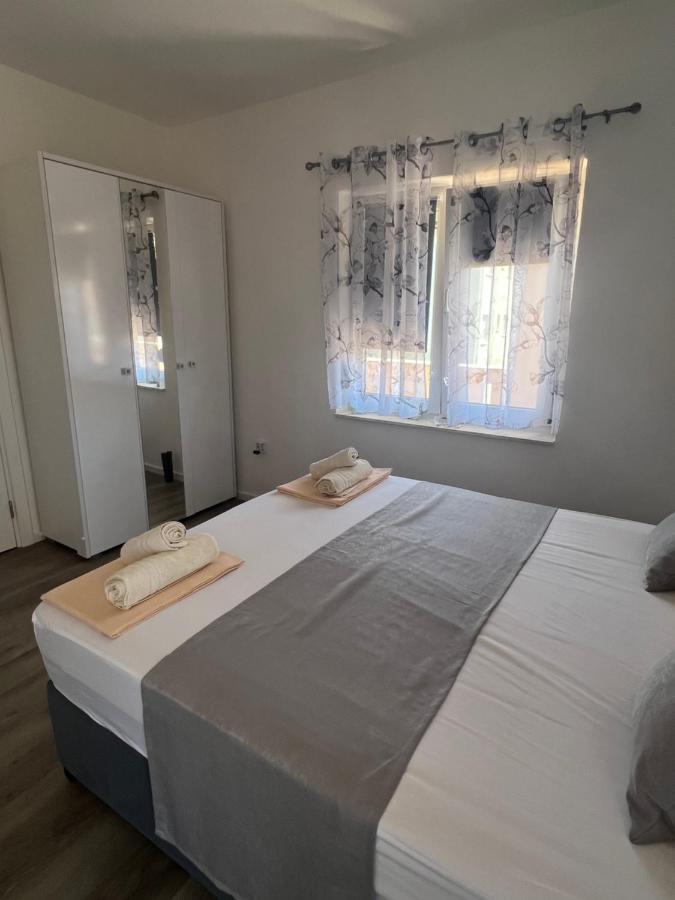 Apartments Villa Zdrava Trogir Kültér fotó