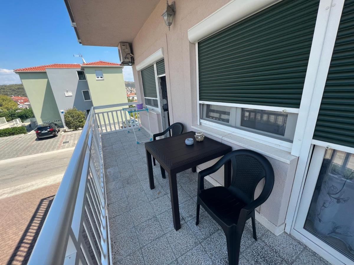 Apartments Villa Zdrava Trogir Kültér fotó